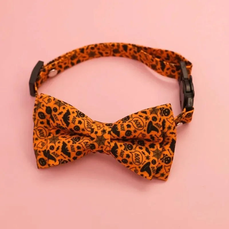 Halloween Pet Bow Tie Collar 🎃 Adjustable Cat & Dog Charm Collar 🐾