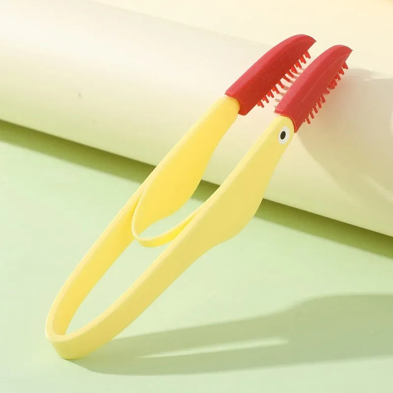 🪥 Soft Silicone Pet Eye Brush – Tear & Poop Cleaning Comb for Dogs & Cats 🐾