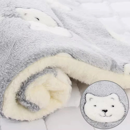 Flannel Pet Sleeping Mat 🛏️ – Soft & Washable Blanket for Dogs & Cats 🐾