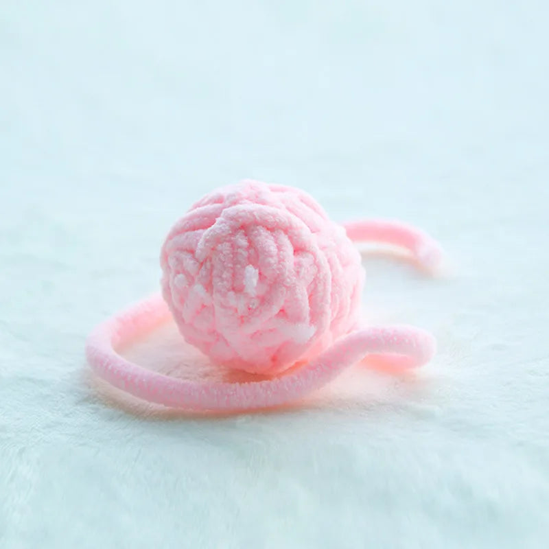 🧶🐱 Interactive Yarn Ball Cat Toy with Bell Sound 🎵 – Perfect for Kittens & Puppies 🐾