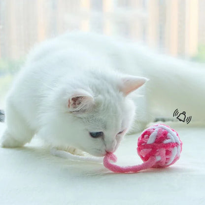 🧶🐱 Interactive Yarn Ball Cat Toy with Bell Sound 🎵 – Perfect for Kittens & Puppies 🐾