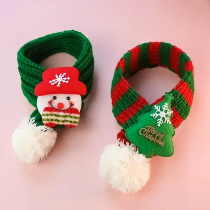 Christmas Pet Scarf 🎅 Holiday Neck Wrap for Cats & Dogs ❄️🎁