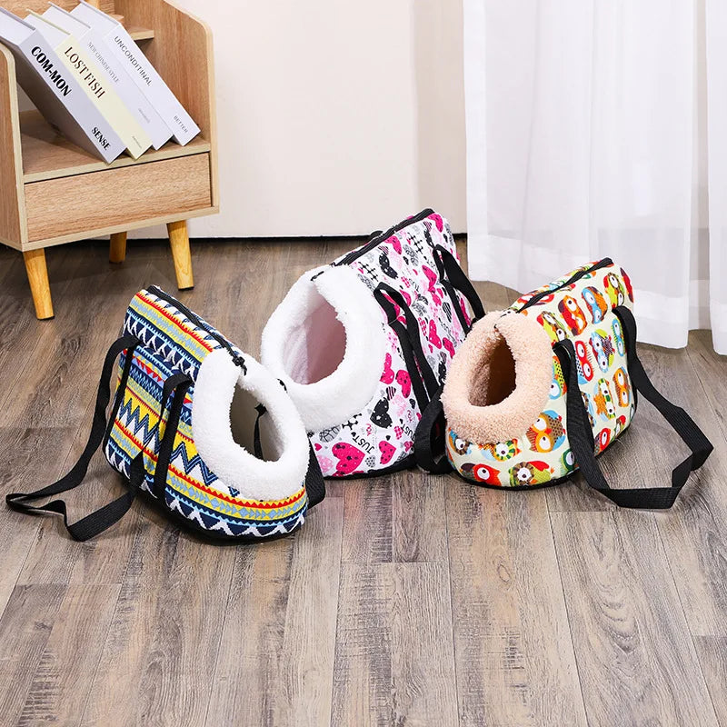 Retro style pet shoulder carrier bag for cats and dogs, breathable travel tote