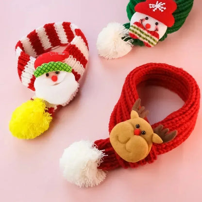 Christmas Pet Scarf 🎅 Holiday Neck Wrap for Cats & Dogs ❄️🎁